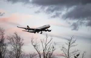 Vierde aanvliegroute Schiphol boven regio Zeist Vierde aanvliegroute Schiphol boven regio Zeist