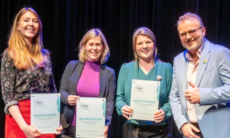 Foto: Mel Boas - Wethouders Anne Marie ’t Hart (De Bilt), Laura Hoogstraten (Zeist) en Aukje Treep-van Hoeckel (Soest) en Jan Brands- Leever, directeur- bestuurder KunstenHuis Idea