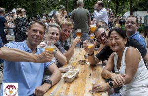 Zeister Streekbierfestival zeer geslaagd Foto: Rob Sneltjes - Zeister Streekbierfestival zeer geslaagd