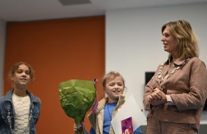 Zeister kinderlintje voor drie jonge helden uit de gemeente Foto: Tess Nootebos - Zeister kinderlintje voor jonge helden uit de gemeente