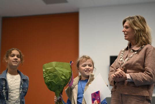 Zeister kinderlintje voor drie jonge helden uit de gemeente Foto: Tess Nootebos - Zeister kinderlintje voor jonge helden uit de gemeente
