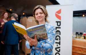 Start bouw 122 koopwoningen in Eikenstein Zeist officieel van start Foto: Ruben Phlipse - Start bouw 122 koopwoningen in Eikenstein Zeist officieel van start